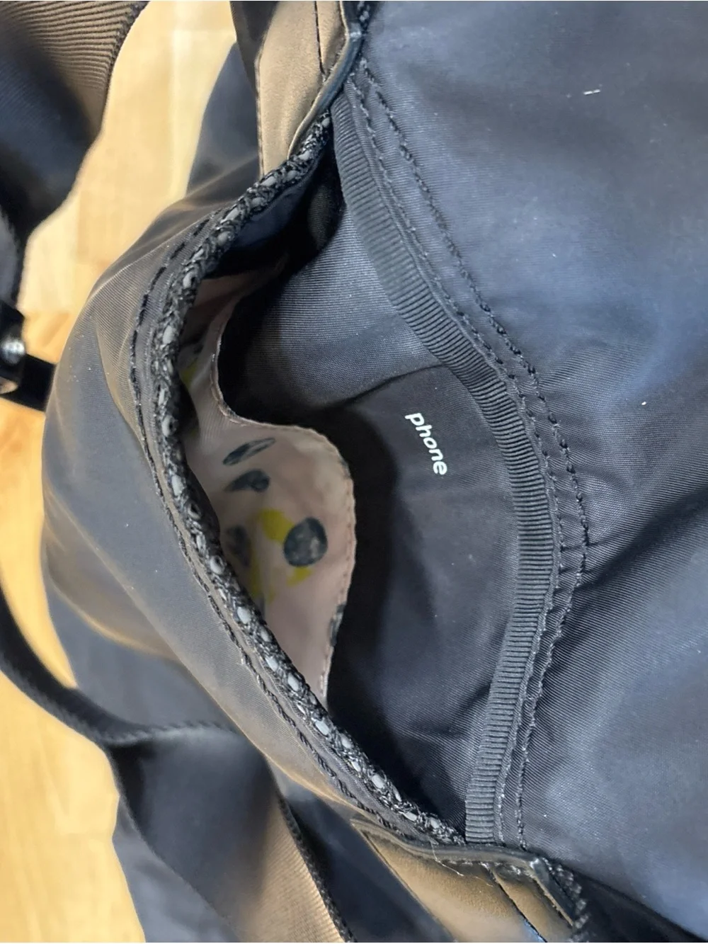 Lululemon athleta  Medium Black 25L heavy Nylon Duffle Bag Pink Lining Pockets